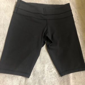 Lululemon biker shorts